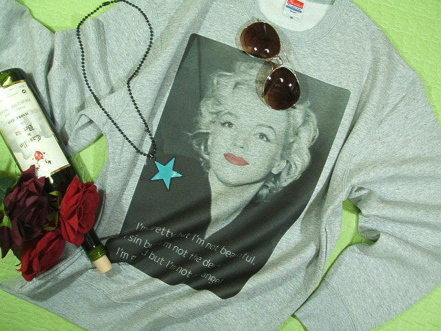 @XEFbg@g[i[@}̃g[i[@XEFbg@}[̂sVc@Marilyn Tshirt