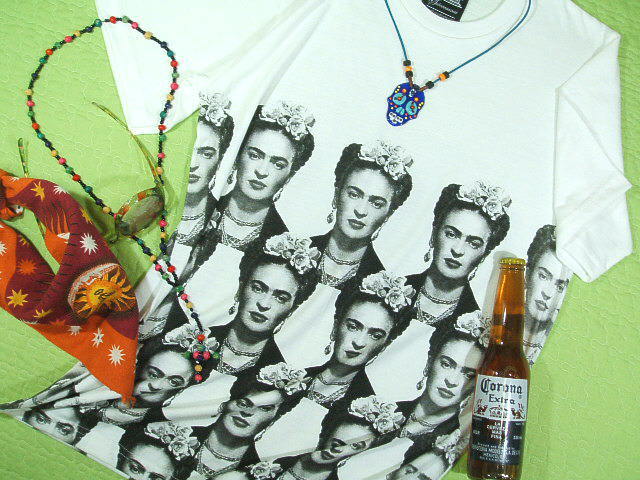 t[_TVc@t[_EJ[TVc@Frida Kahlo T-shirt