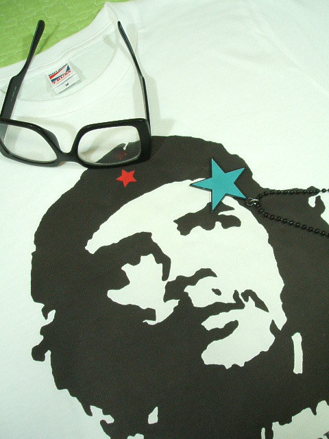 `FEQôsVc@QosVc@CHE GUEVARA Tshirt