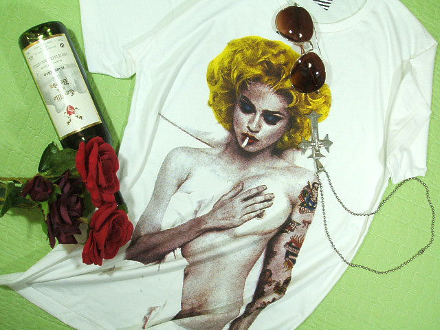 }hîsVc@Madonna Tshirt@}hik[hsVc