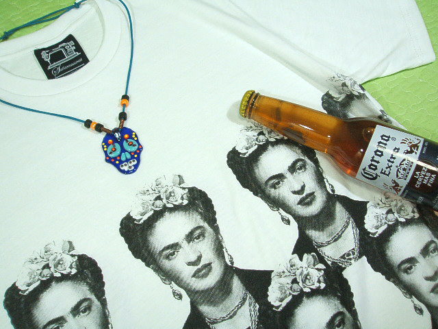 t[_TVc@t[_EJ[TVc@Frida Kahlo T-shirt