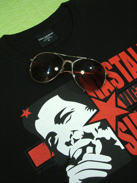 `FEQôsVc@QosVc@CHE GUEVARA Tshirt