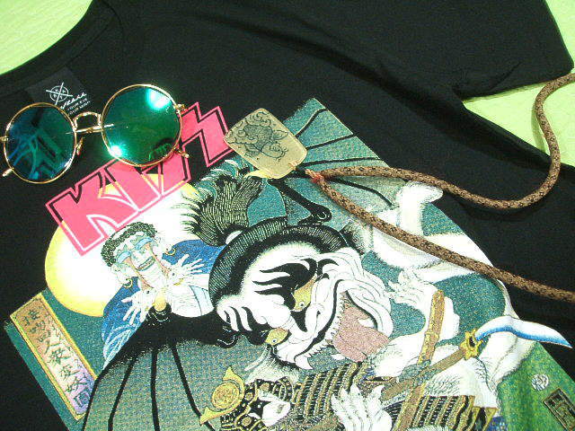 KISS�̂s�V���c�@���b�N�s�V���c�@�L�b�X�̂s�V���c�@�~���[�W�V�����̂s�V���c�@KISS T-shirt