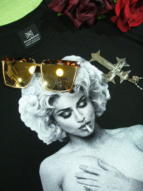 }hîsVc@Madonna Tshirt@}hik[hsVc