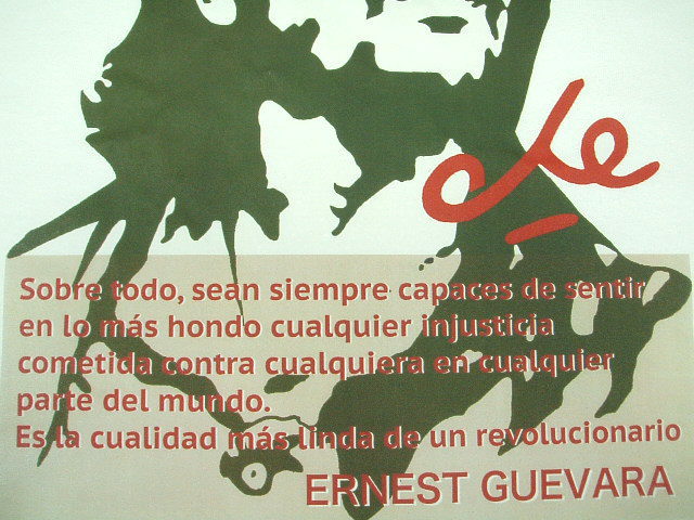 `FEQôsVc@QosVc@CHE GUEVARA Tshirt