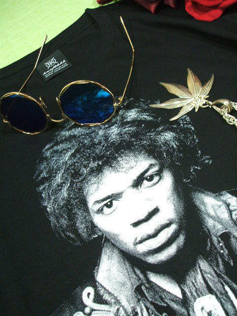 W~wsVc@W~whbNX̂sVc@Jimi Hendrix Tshirt