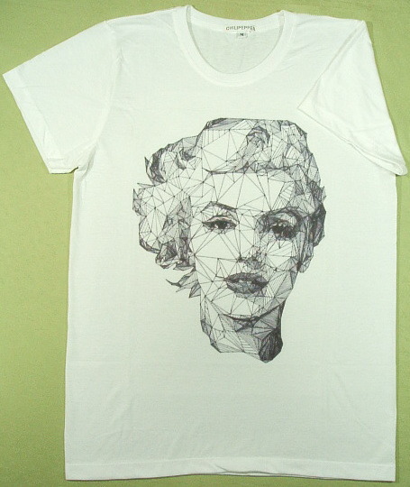 }sVc@}[̂sVc@Marilyn Tshirt