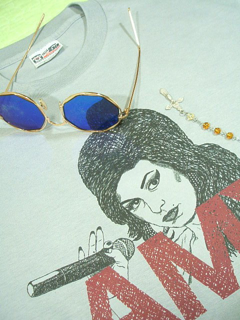 GC~[CnEX̂sVc@VK[@܁@bNsVc@QVNu@bNsVc@CMX@H[JXg@Amy Winehouse T-shirt