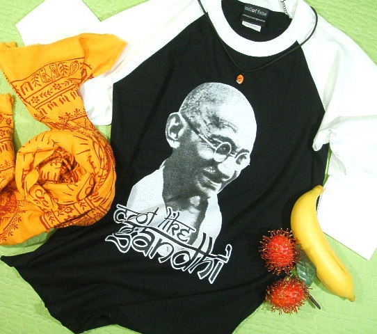 KW[̂sVc@TCY@}ng}KW[sVc@GANDHI Tshirt