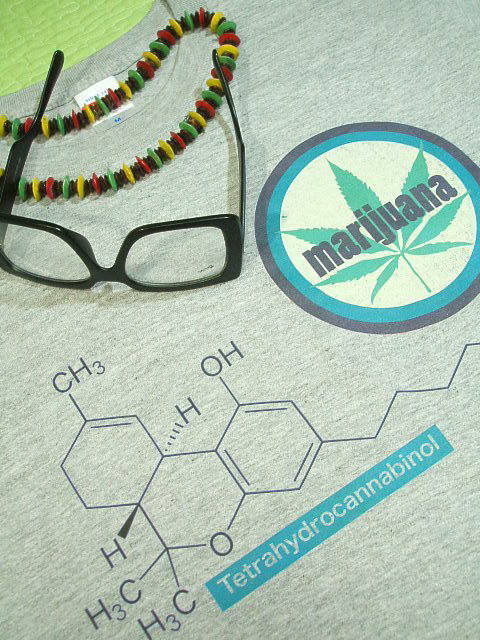 KŴsVc@@}t@îsVc@MARIJUANA Tshirt@喃sVc