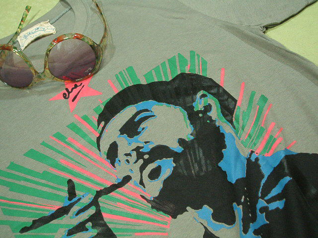 `FEQôsVc@QosVc@CHE GUEVARA Tshirt