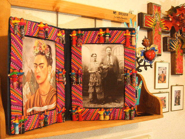 Frida Kahlo T-shirt@t[_sVc@t[_J[̎G݁@ʐ^