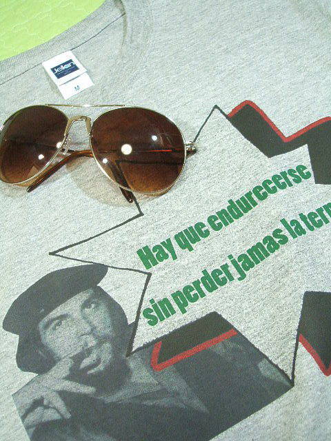 `FEQôsVc@QosVc@CHE GUEVARA Tshirt