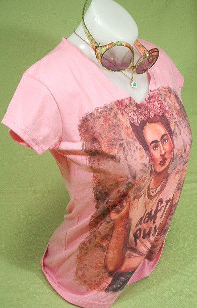 t[_J[̂sVc@^Ngbv@Frida Kahlo T-shirt