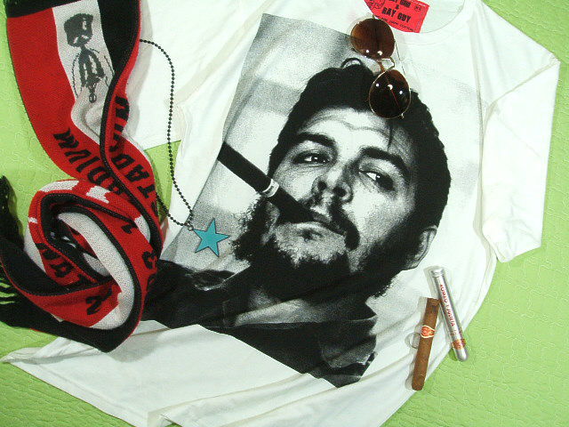 `FEQôsVc@QosVc@CHE GUEVARA Tshirt