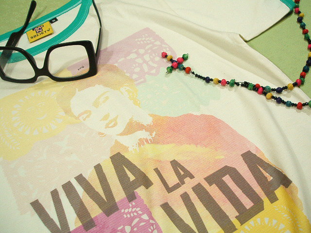Frida Kahlo T-shirt@t[_J[̂sVc@t[_sVc