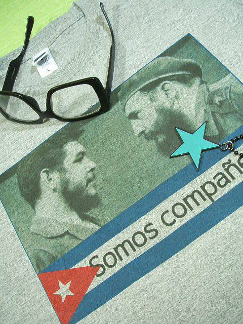 Ｔシャツ　キューバ革命　カストロのＴシャツ　チェ・ゲバラのＴシャツ　ゲバラＴシャツ　CHE GUEVARA Tshirt
