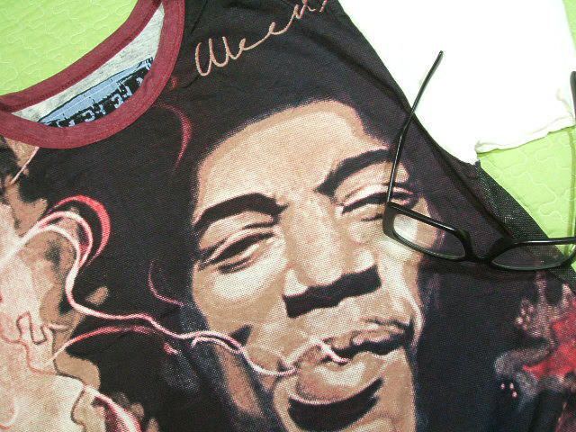 W~ŵsVc@W~whbNX̂sVc@W~wsVc@Jimi Hendrix Tshirt