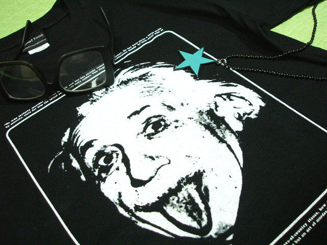 �A�C���V���^�C���̂s�V���c�@�A�C���V���^�C���s�V���c�@��o���A�C���V���^�C���@�����@�a�����@Albert Einstein T-shirt