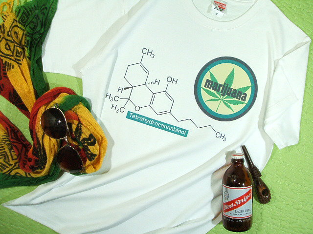 KŴsVc@}t@îsVc@MARIJUANA Tshirt@喃sVc