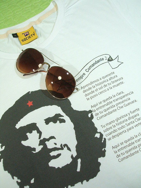 `FEQôsVc@QosVc@CHE GUEVARA Tshirt