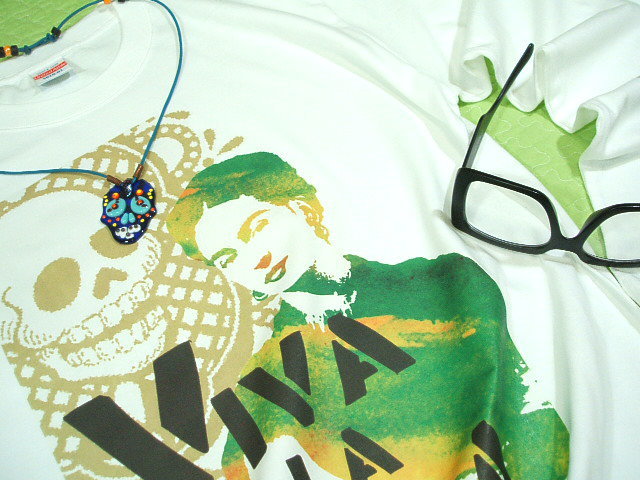 Frida Kahlo T-shirt@t[_J[̂sVc@@T@t[_sVc
