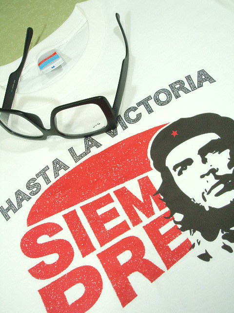 `FEQôsVc@QosVc@CHE GUEVARA Tshirt