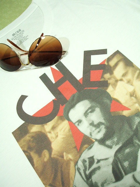 `FEQôsVc@QosVc@CHE GUEVARA Tshirt