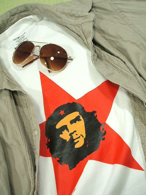 `FEQôsVc@QosVc@CHE GUEVARA Tshirt