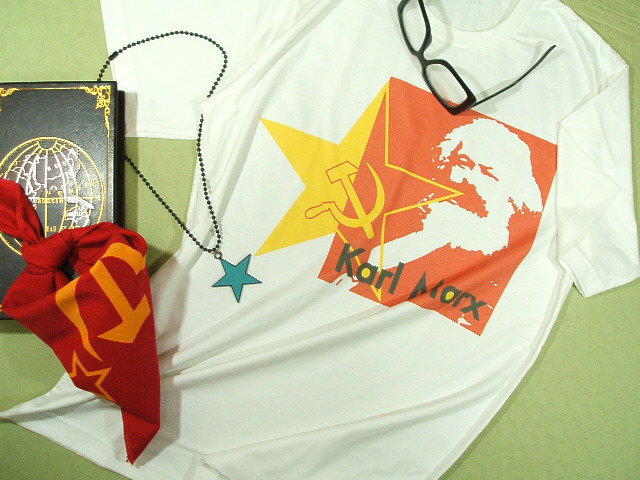 }NX̂sVc@Y`sVc@J[}NXsVc@YsVc@Karl Marx Tshirt