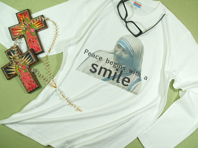 }U[eT̂sVc@Mother Teresa T-shirts