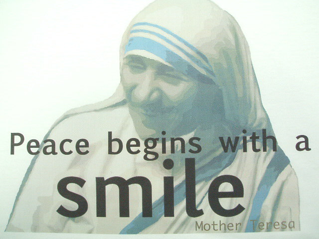 マザーテレサのＴシャツ　Mother Teresa T-shirts