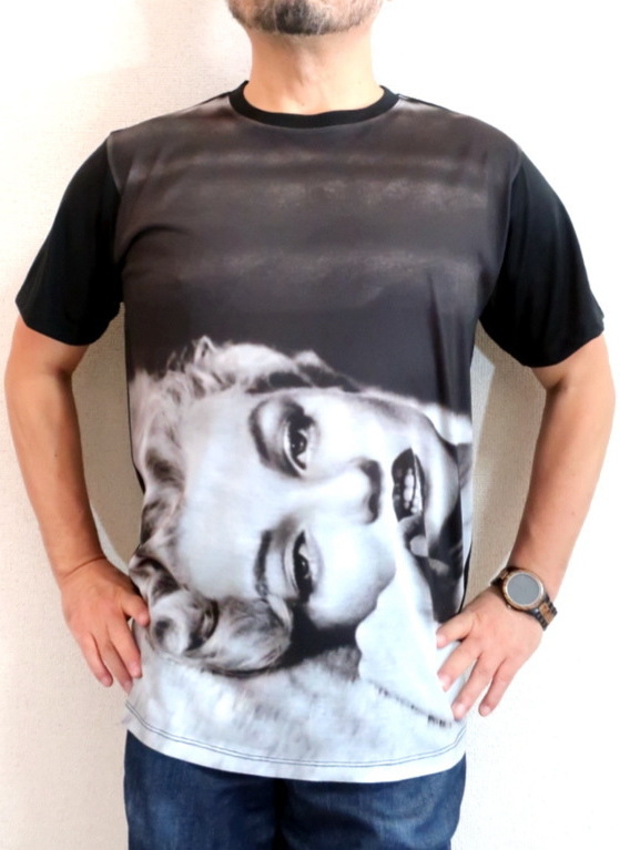 }[TVc@}TVc@}[TVc@Marilyn Tshirt